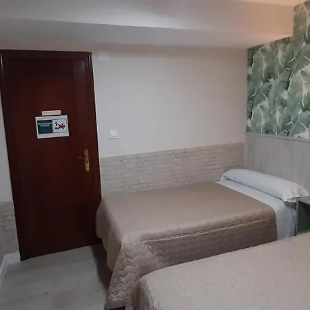 Verdemar Rooms Pensión 2*