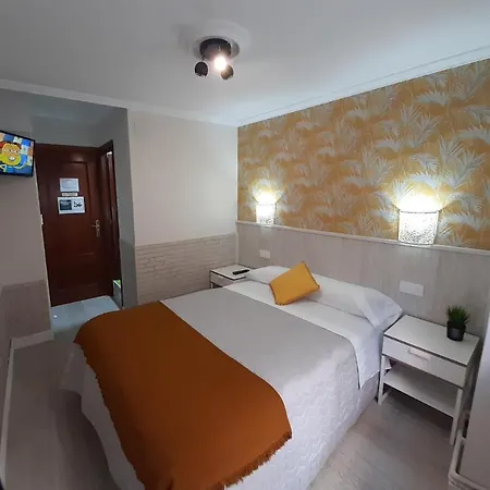 Hostal Verdemar 2* Gijón